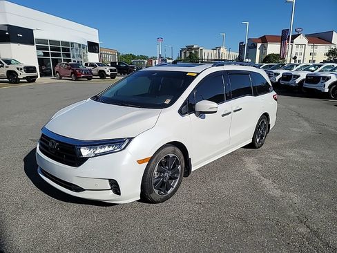 Used 2021 Honda Odyssey Elite image 3