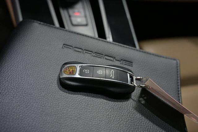Used 2021 Porsche 911 Carrera image 55