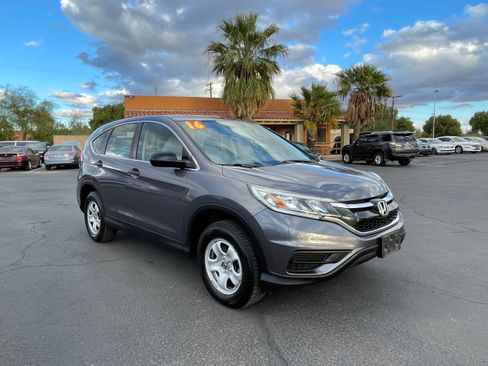 Used 2016 Honda CR-V LX image 7
