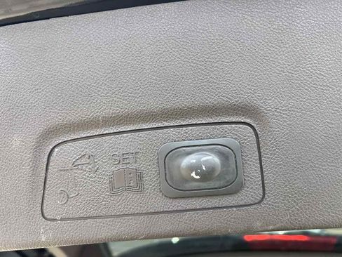 Used 2019 Lincoln MKC Reserve image 28