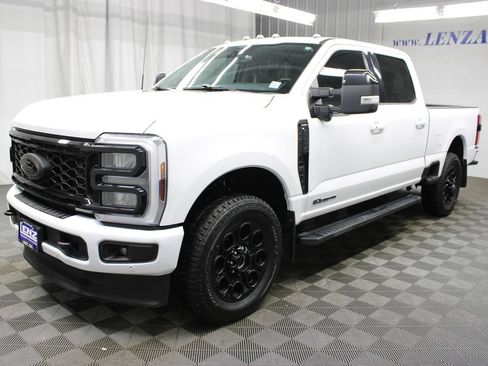 Used 2025 Ford F250 Lariat w/ Lariat Ultimate Package AWD/4WD image 9