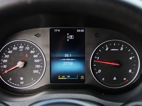 Used 2024 Mercedes-Benz Sprinter 2500 image 16
