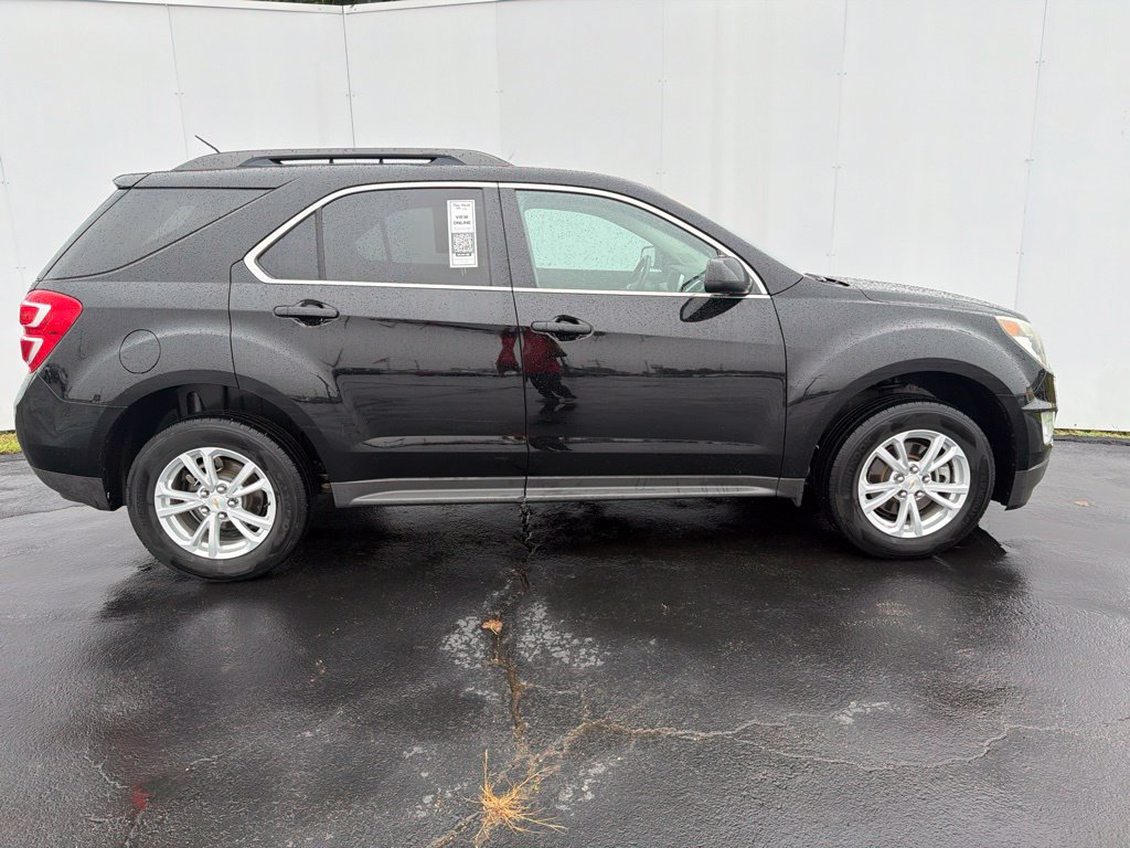 Used 2017 Chevrolet Equinox LT w/ Convenience Package FWD image 2