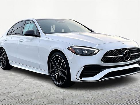 Used 2022 Mercedes-Benz C 300 Sedan image 5