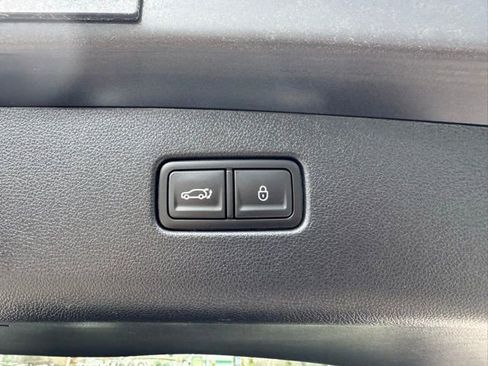 Certified 2024 Genesis GV70 2.5T image 11