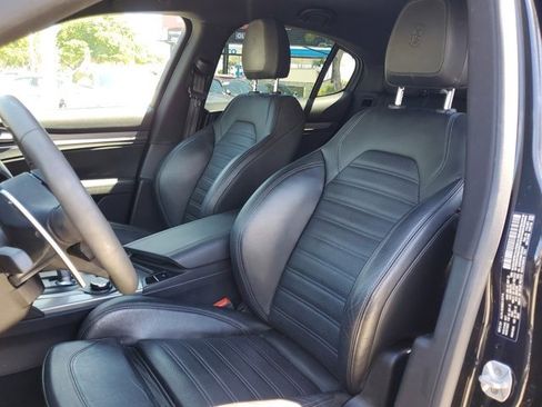 Used 2018 Alfa Romeo Stelvio Ti Sport image 18
