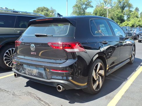 Used 2022 Volkswagen GTI S FWD image 4