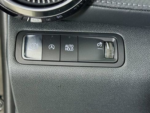 New 2026 Chevrolet Equinox LT w/ Convenience Package II FWD image 12