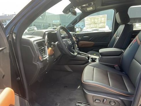New 2026 GMC Canyon AT4 w/ Technology Plus Package AWD/4WD image 12