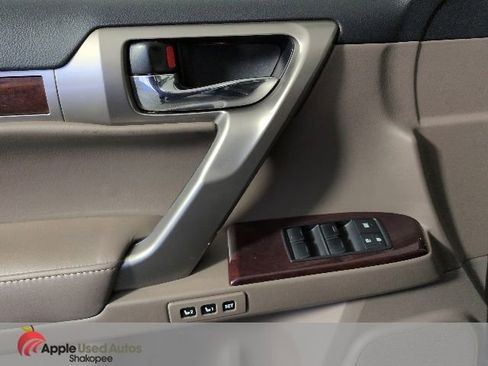 Used 2014 Lexus GX 460 w/ Premium Package AWD/4WD image 30