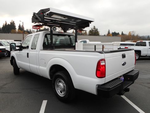 Used 2014 Ford F250 XL image 11