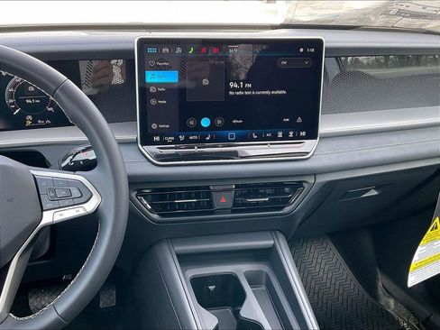 New 2026 Volkswagen Tiguan SE image 13