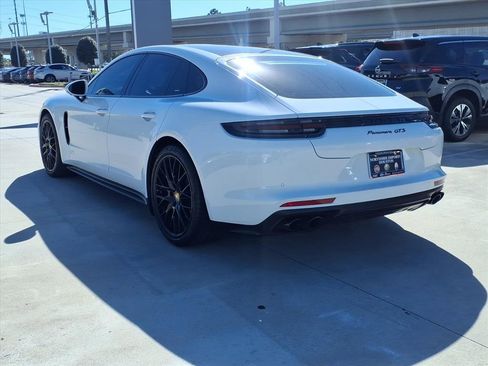Used 2020 Porsche Panamera GTS image 13
