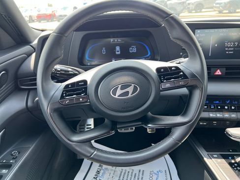 Used 2025 Hyundai Elantra Sport w/ Cargo Package FWD image 17