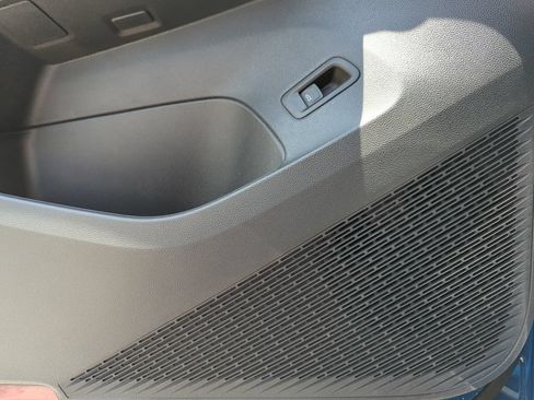 Certified 2026 Volkswagen Atlas SE FWD image 35
