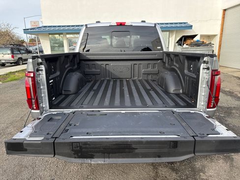 Used 2025 Ford F150 Platinum w/ Equipment Group 702A High image 23