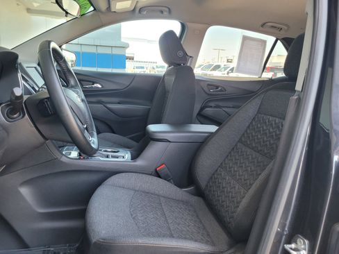 Used 2023 Chevrolet Equinox LT w/ Driver Convenience Package AWD/4WD image 10