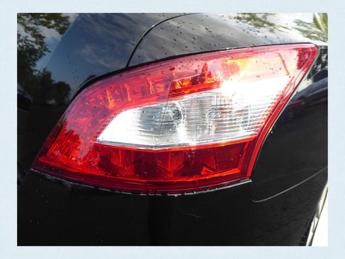 Used 2011 Nissan Maxima 3.5 SV image 16