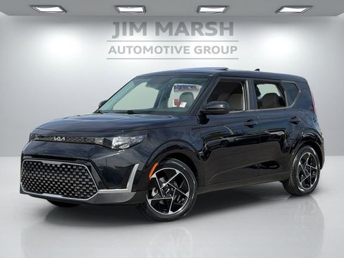Used 2023 Kia Soul EX FWD image 2