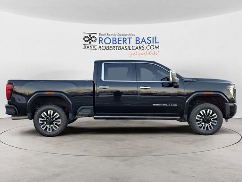 Used 2024 GMC Sierra 3500 Denali Ultimate image 5