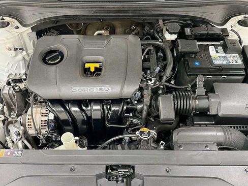 Used 2021 Kia Forte LXS FWD image 29