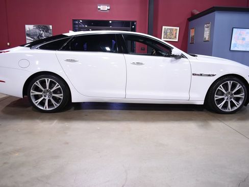 Used 2013 Jaguar XJ L Supercharged image 11