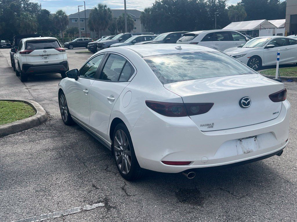 Used 2019 MAZDA MAZDA3 AWD Sedan w/ Preferred Package image 4