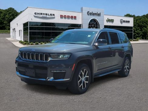 Used 2023 Jeep Grand Cherokee L Limited w/ Trailer Tow Group (B) AWD/4WD image 1