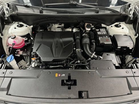 Used 2025 Hyundai Santa Fe SEL FWD image 36