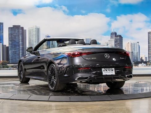 Used 2026 Mercedes-Benz CLE 300 4MATIC Cabriolet image 11