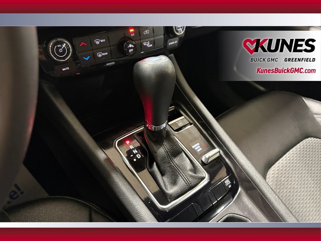 Used 2024 Jeep Compass Latitude AWD/4WD image 29