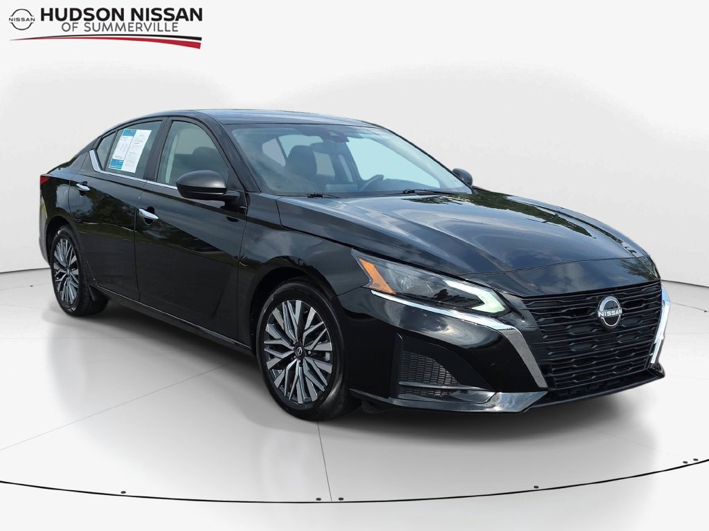 Used 2025 Nissan Altima 2.5 SV FWD 360° Tour