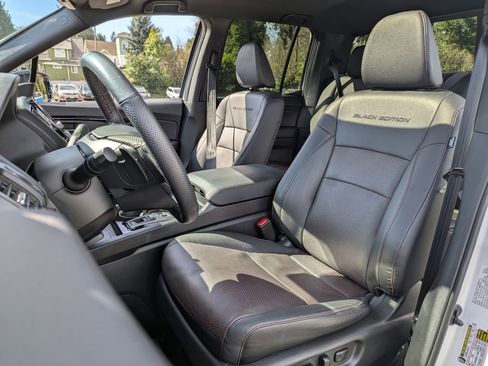 Used 2024 Honda Ridgeline Black Edition image 28