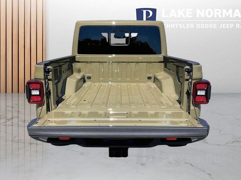 New 2026 Jeep Gladiator Mojave AWD/4WD image 23