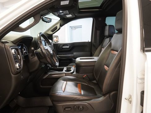 Used 2020 GMC Sierra 1500 AT4 w/ AT4 Premium Package AWD/4WD image 6