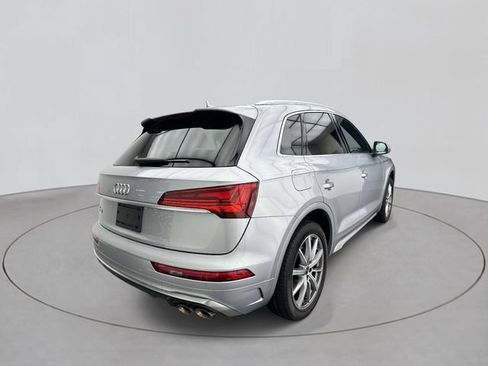 Certified 2023 Audi SQ5 Premium Plus w/ Premium Plus Package AWD/4WD image 4