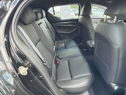 Used 2023 MAZDA MAZDA3 s FWD image 30