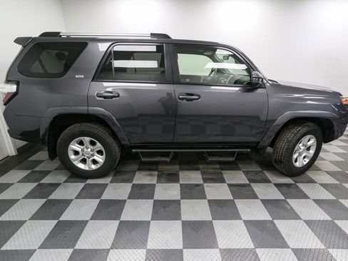 Used 2019 Toyota 4Runner SR5 image 7