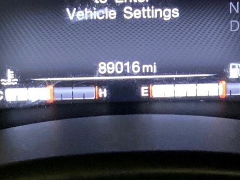 Used 2019 Jeep Renegade Trailhawk image 23