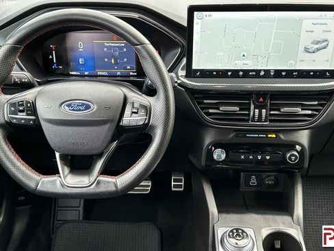 Used 2024 Ford Escape ST-Line w/ Tech Pack #1 image 17