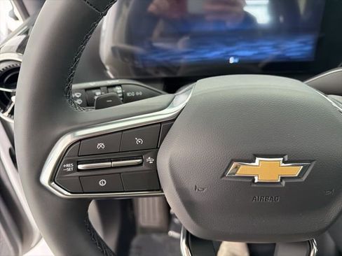 New 2026 Chevrolet Equinox LT w/ Safety and Technology Package image 12