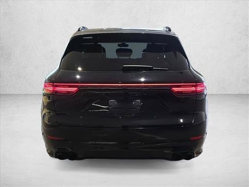 Used 2021 Porsche Cayenne GTS image 6