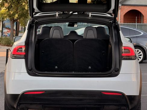 Used 2019 Tesla Model X 75D AWD/4WD image 9