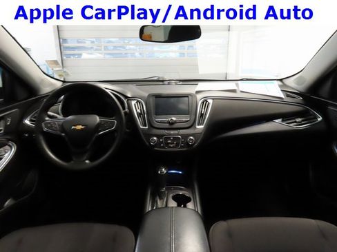 Used 2018 Chevrolet Malibu LT image 7