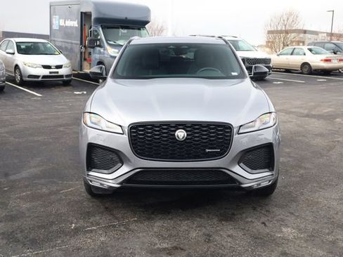 Used 2024 Jaguar F-PACE R-Dynamic S image 2
