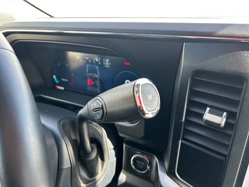 Used 2024 Ford F250 Lariat w/ Chrome Package image 24