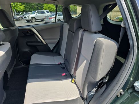 Used 2013 Toyota RAV4 LE FWD image 14