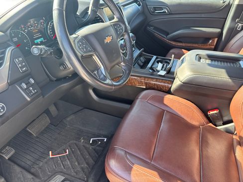 Used 2020 Chevrolet Tahoe Premier w/ Premier Plus Edition image 9