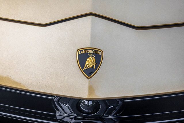 Used 2024 Lamborghini Urus S AWD/4WD image 58