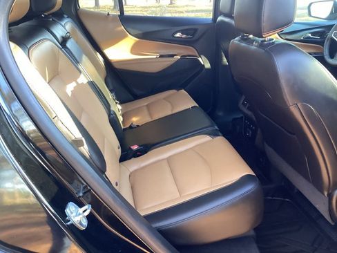 Used 2021 Chevrolet Equinox Premier image 13